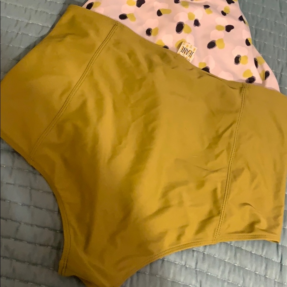 Kortni Jeane Bottoms